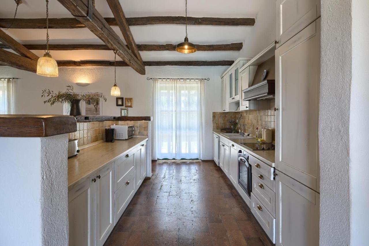 Villa Leopoldo By Istrian Country Houses Barat  エクステリア 写真