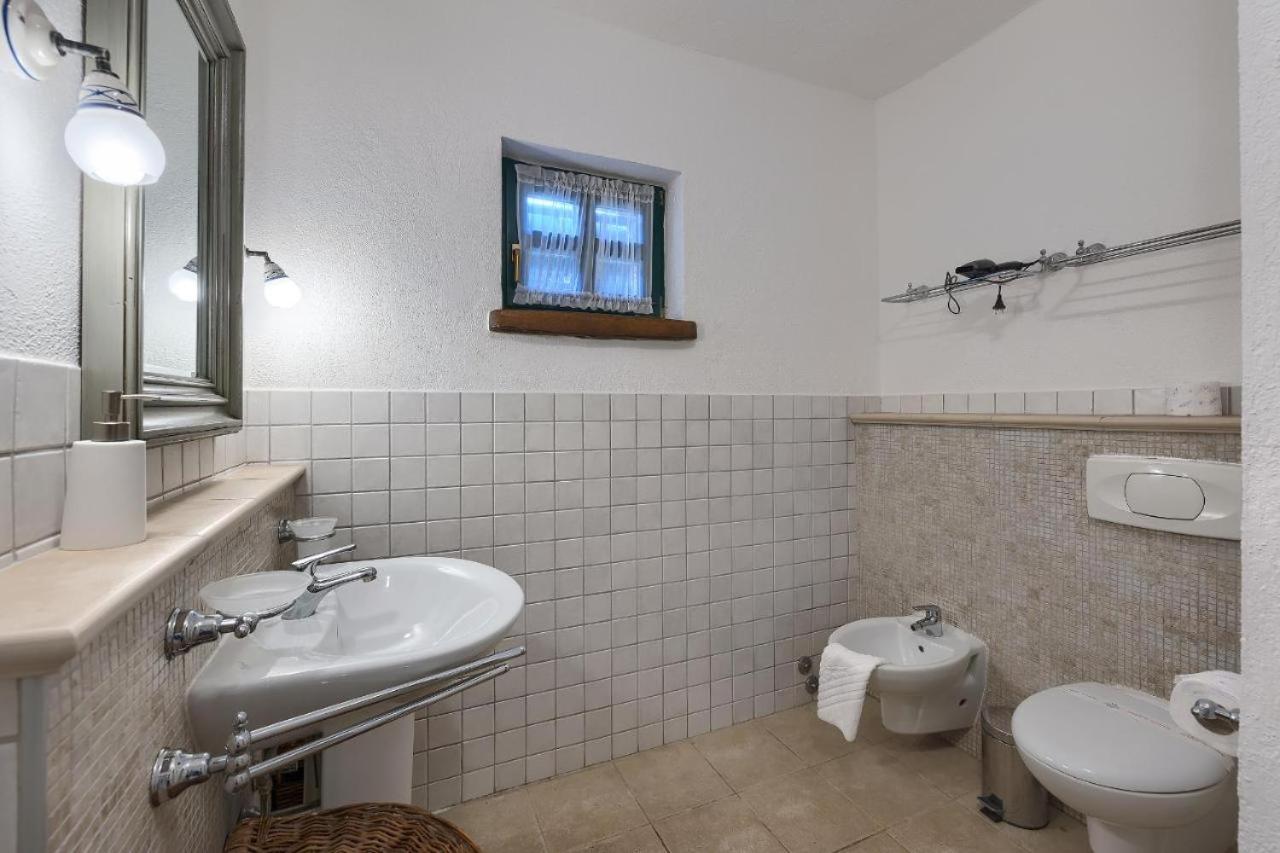Villa Leopoldo By Istrian Country Houses Barat  エクステリア 写真